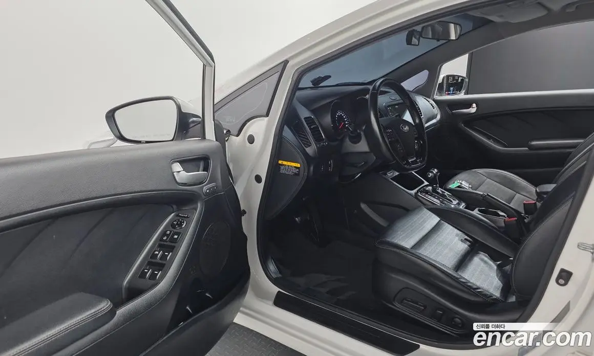 Kia K3 2016 1.6 автомат (гидро), фото 11 Kia K3 2016 1.6 автомат (гидро), фото 11