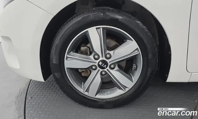 Kia K3 2016 1.6 автомат (гидро), миниатюра 5 Kia K3 2016 1.6 автомат (гидро), миниатюра 5