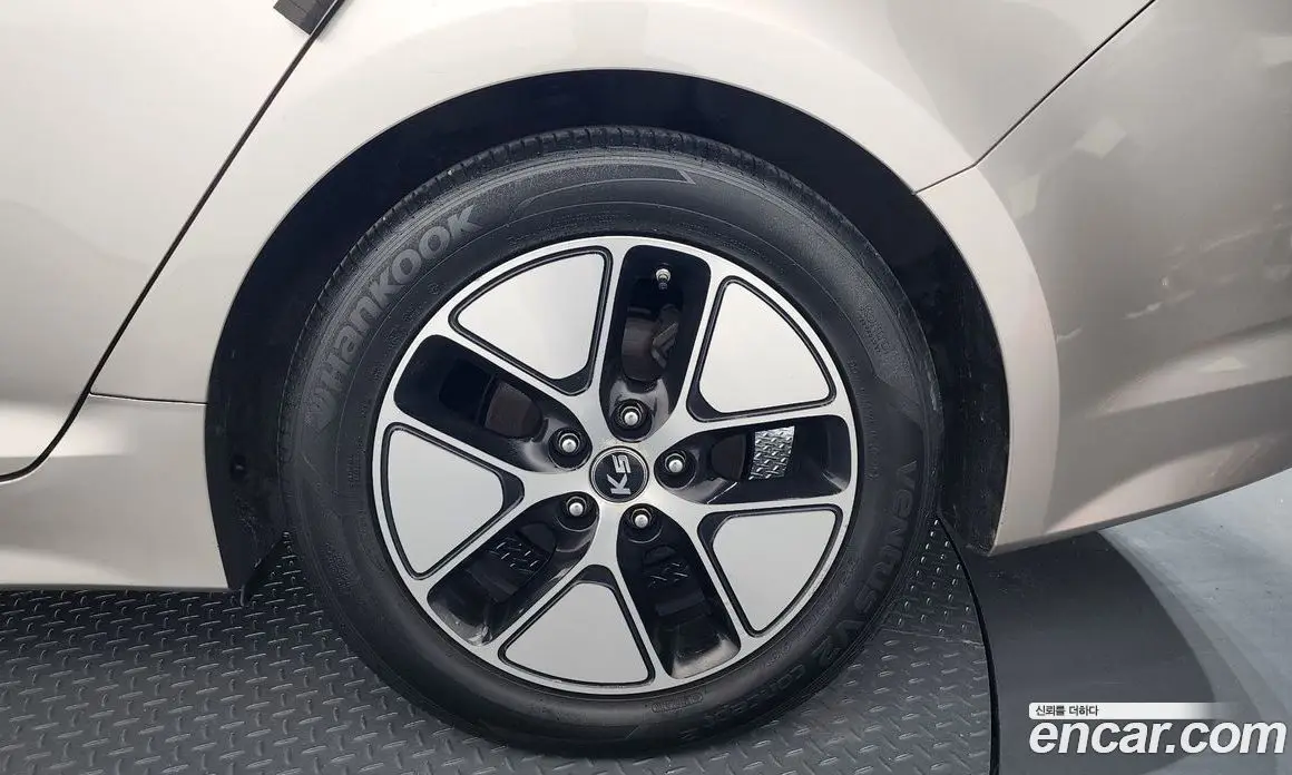 Kia K5 (Optima) 2011 2.0 автомат (гидро), фото 5 Kia K5 (Optima) 2011 2.0 автомат (гидро), фото 5