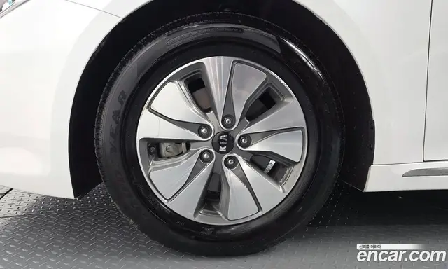 Kia K5 (Optima) 2017 2.0 автомат (гидро), миниатюра 7 Kia K5 (Optima) 2017 2.0 автомат (гидро), миниатюра 7