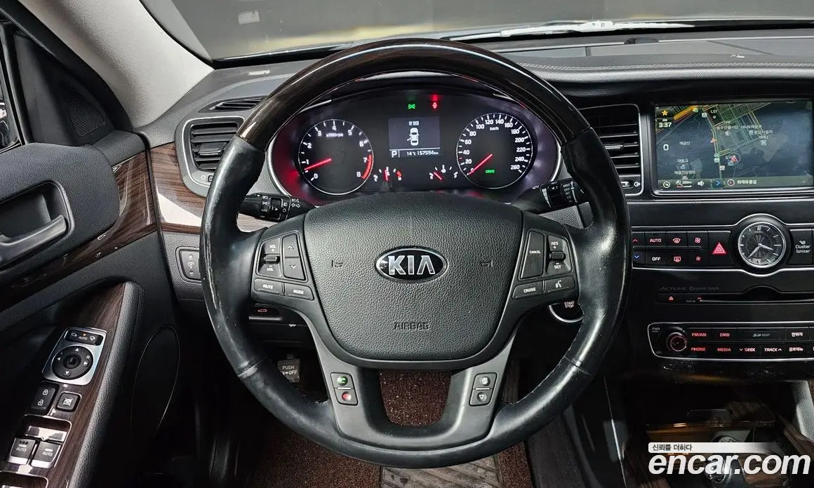 Kia K7 2015 2.4 автомат (гидро), фото 14 Kia K7 2015 2.4 автомат (гидро), фото 14