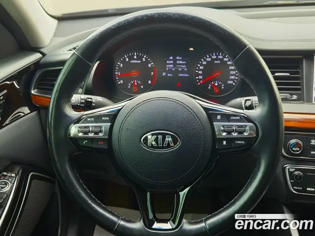 Kia K7 2016 2.4 автомат (гидро), миниатюра 12
