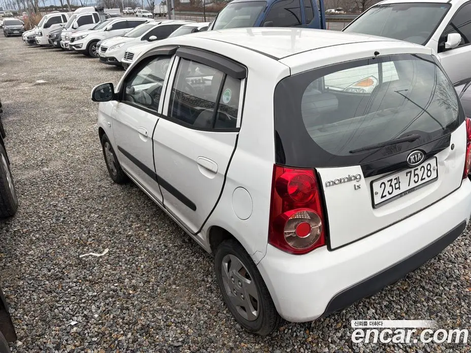 Kia Morning 2010 1.0 автомат (гидро), фото 16