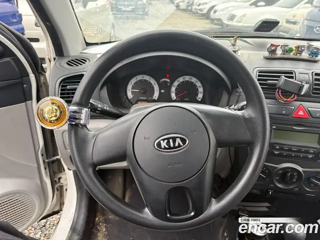 Kia Morning 2010 1.0 автомат (гидро), миниатюра 8