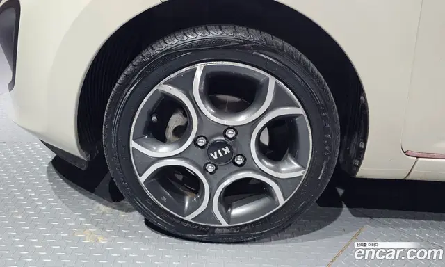 Kia Morning 2011 1.0 автомат (гидро), миниатюра 5
