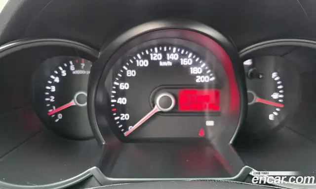 Kia Morning 2013 1.0 автомат (гидро), миниатюра 6