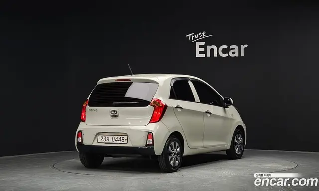 Kia Morning 2016 1.0 автомат (гидро), миниатюра 2