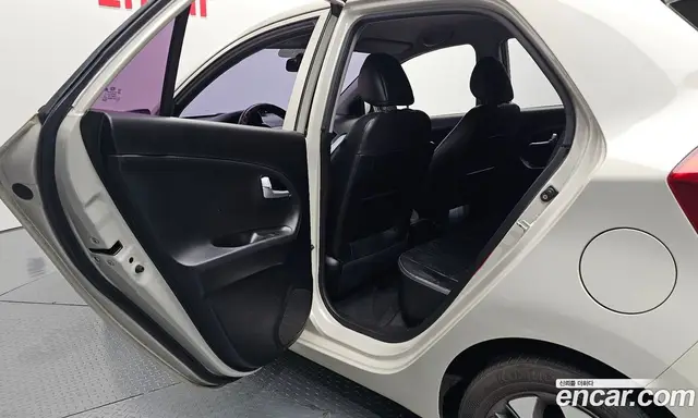 Kia Morning 2016 1.0 автомат (гидро), миниатюра 12
