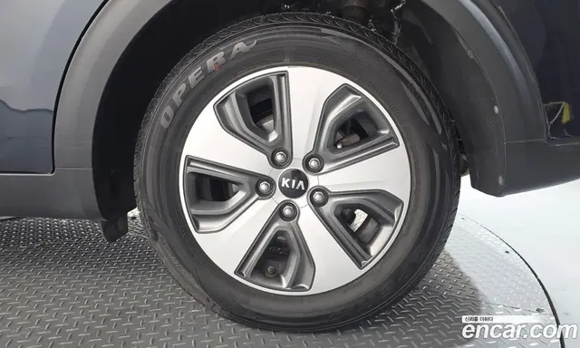 Kia Niro 2017 1.6 автомат (гидро), миниатюра 7 Kia Niro 2017 1.6 автомат (гидро), миниатюра 7