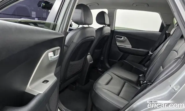 Kia Niro 2019 1.6 автомат (гидро), миниатюра 12