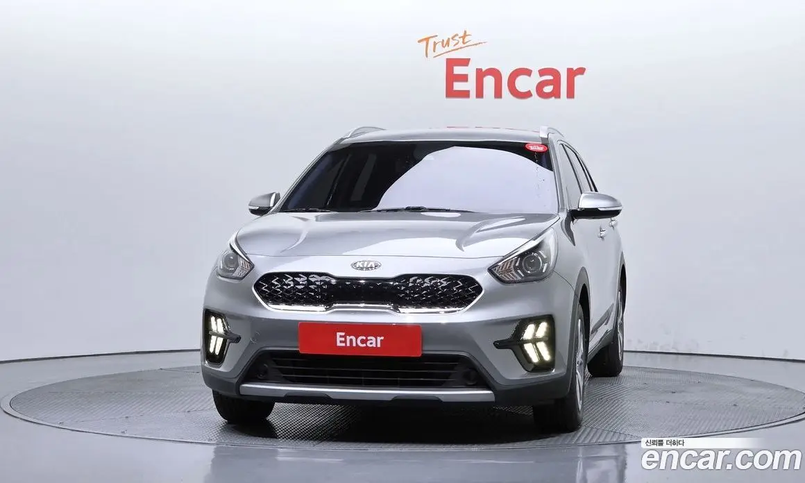 Kia Niro 2019 1.6 автомат (гидро), фото 3