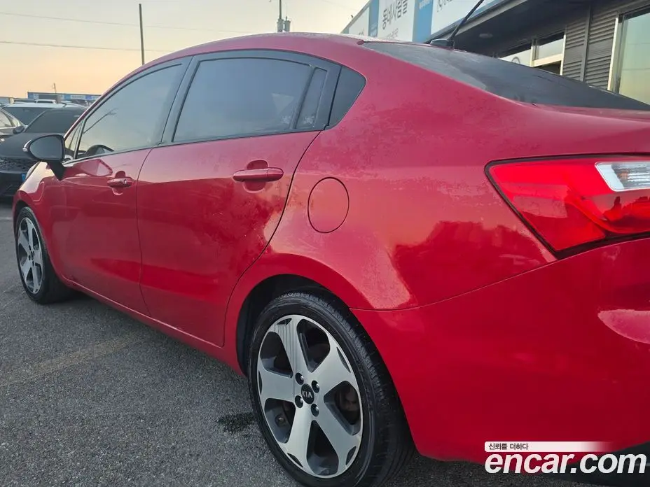 Kia Pride 2014 1.6 автомат (гидро), фото 2 Kia Pride 2014 1.6 автомат (гидро), фото 2