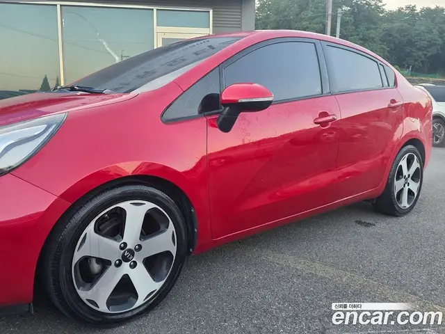 Kia Pride 2014 1.6 автомат (гидро), миниатюра 3 Kia Pride 2014 1.6 автомат (гидро), миниатюра 3