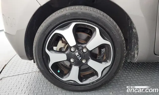 Kia Ray 2014 1.0 автомат (гидро), миниатюра 5 Kia Ray 2014 1.0 автомат (гидро), миниатюра 5