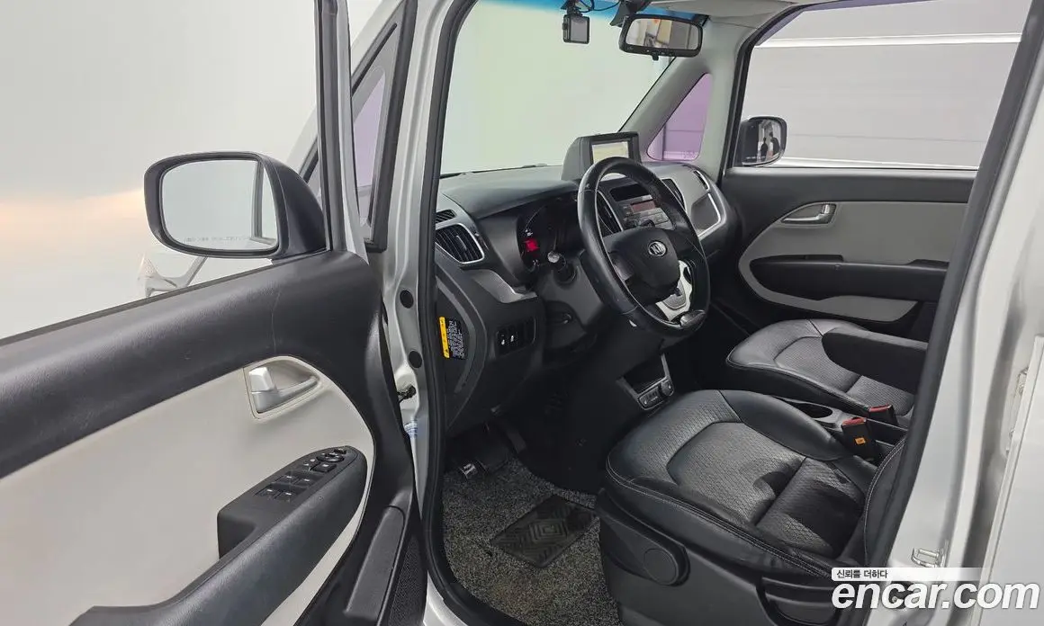 Kia Ray 2016 1.0 автомат (гидро), фото 13