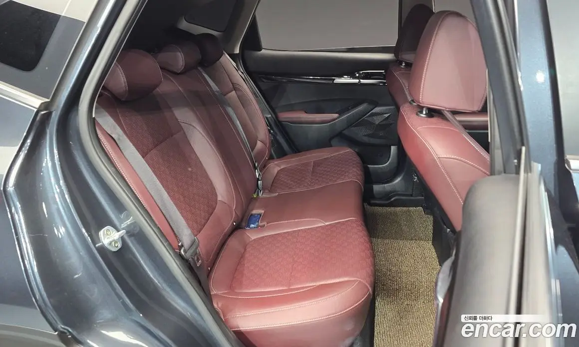 Kia Seltos 2019 1.6 автомат (гидро), фото 12 Kia Seltos 2019 1.6 автомат (гидро), фото 12