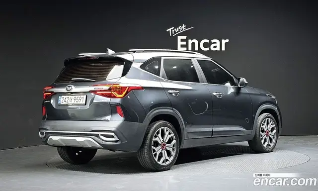 Kia Seltos 2021 1.6 автомат (гидро), миниатюра 2