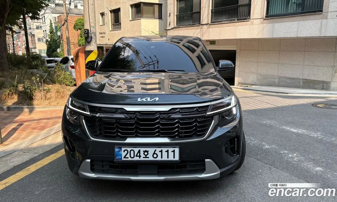 Kia Seltos 2024 1.6 автомат (гидро), фото 1 Kia Seltos 2024 1.6 автомат (гидро), фото 1