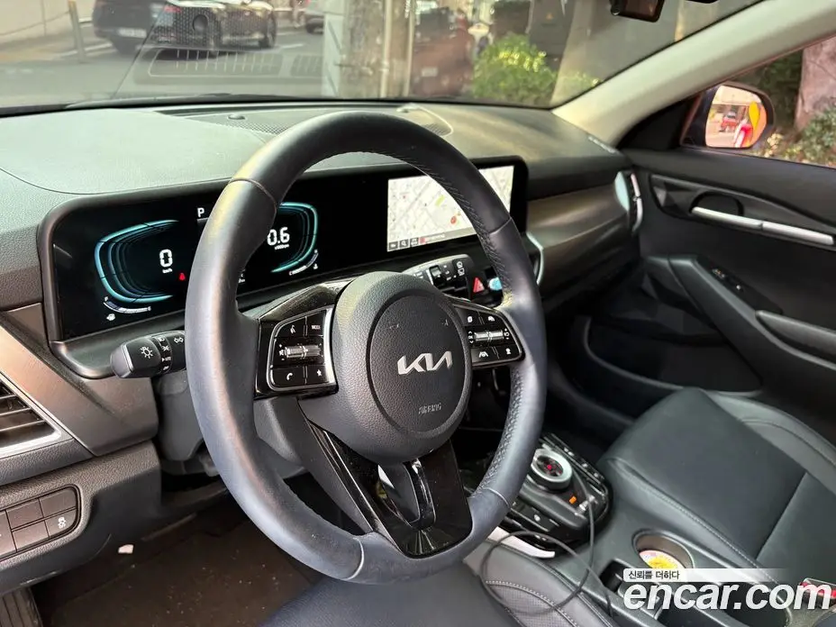 Kia Seltos 2024 1.6 автомат (гидро), фото 12 Kia Seltos 2024 1.6 автомат (гидро), фото 12