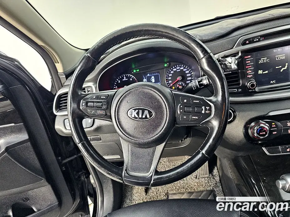 Kia Sorento 2015 2.0 автомат (гидро), фото 13