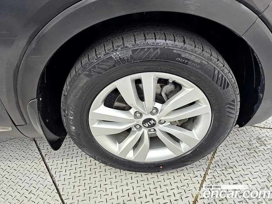 Kia Sorento 2015 2.0 автомат (гидро), фото 20