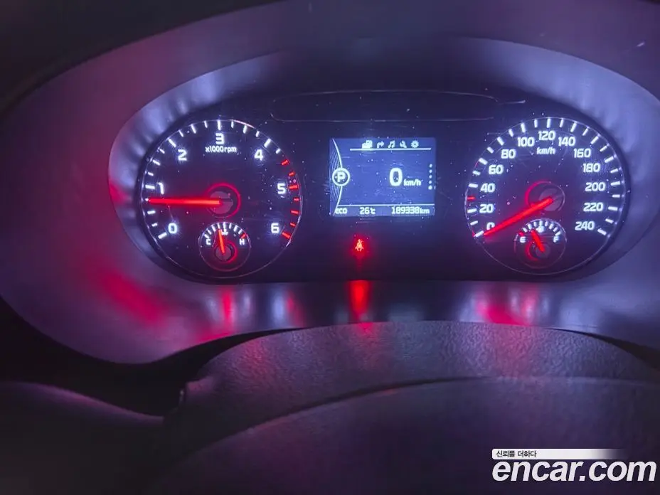 Kia Sorento 2015 2.0 автомат (гидро), фото 12