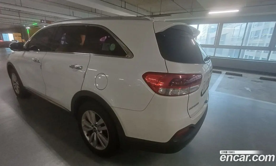 Kia Sorento 2015 2.0 автомат (гидро), фото 4