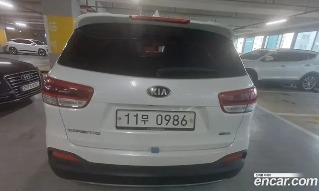 Kia Sorento 2015 2.0 автомат (гидро), миниатюра 6