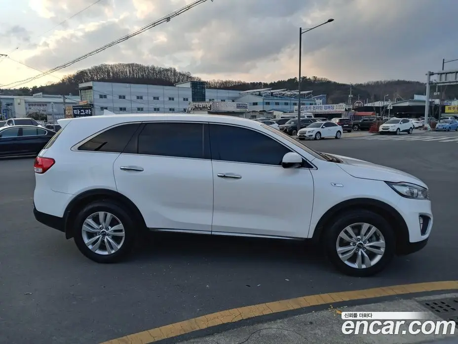 Kia Sorento 2016 2.0 автомат (гидро), фото 3