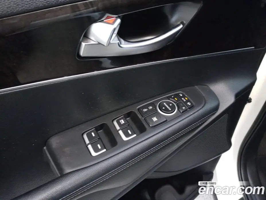 Kia Sorento 2016 2.0 автомат (гидро), фото 10