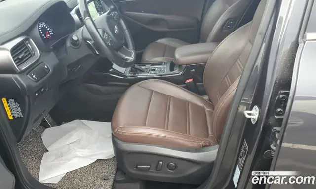 Kia Sorento 2017 2.0 автомат (гидро), миниатюра 7 Kia Sorento 2017 2.0 автомат (гидро), миниатюра 7