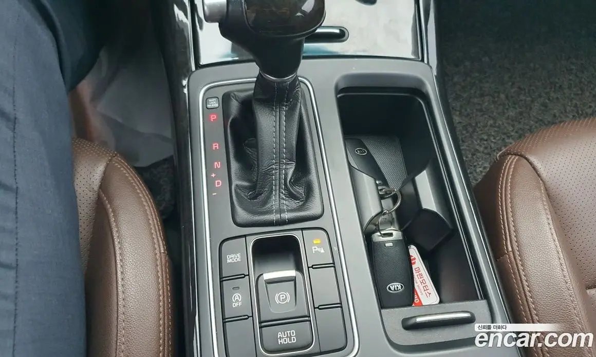 Kia Sorento 2017 2.0 автомат (гидро), фото 9 Kia Sorento 2017 2.0 автомат (гидро), фото 9