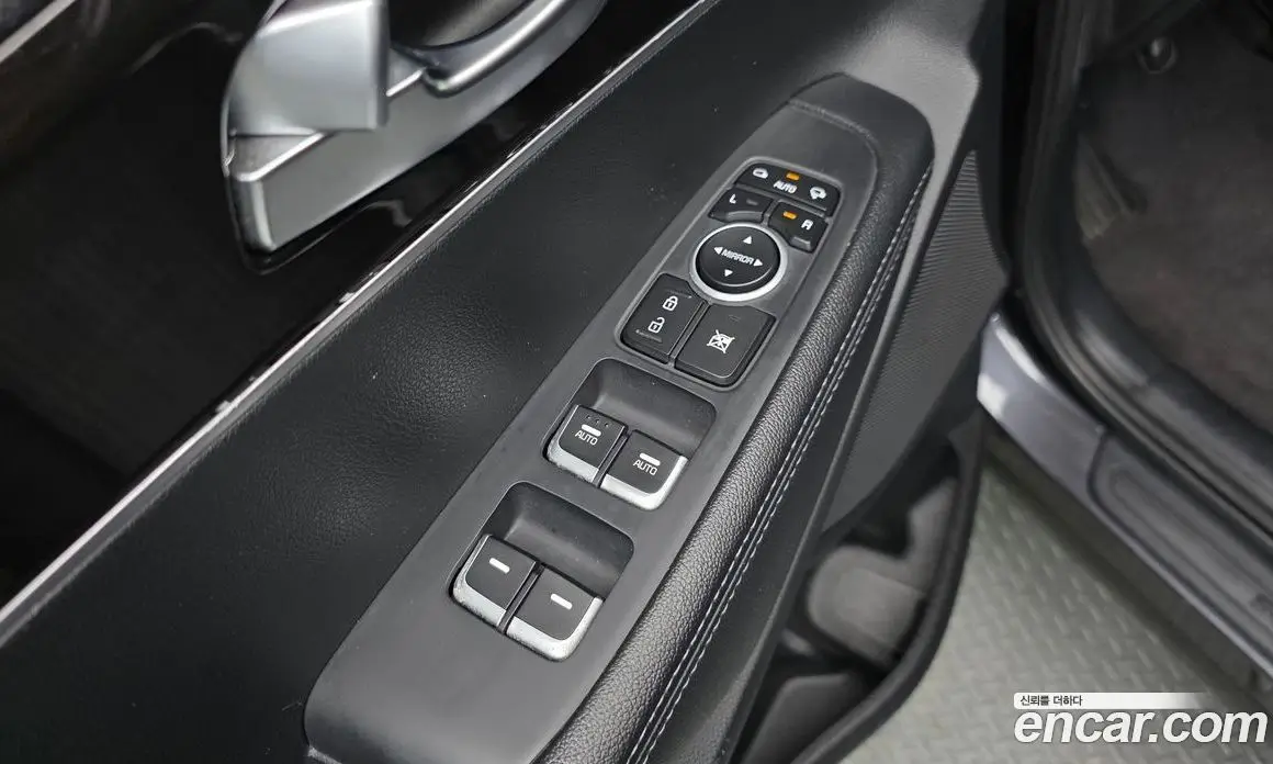 Kia Sorento 2017 2.0 автомат (гидро), фото 12