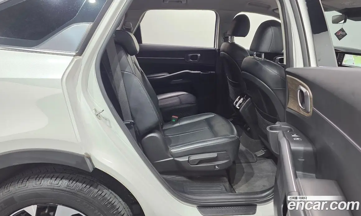Kia Sorento 2020 2.2 автомат (гидро), фото 17 Kia Sorento 2020 2.2 автомат (гидро), фото 17