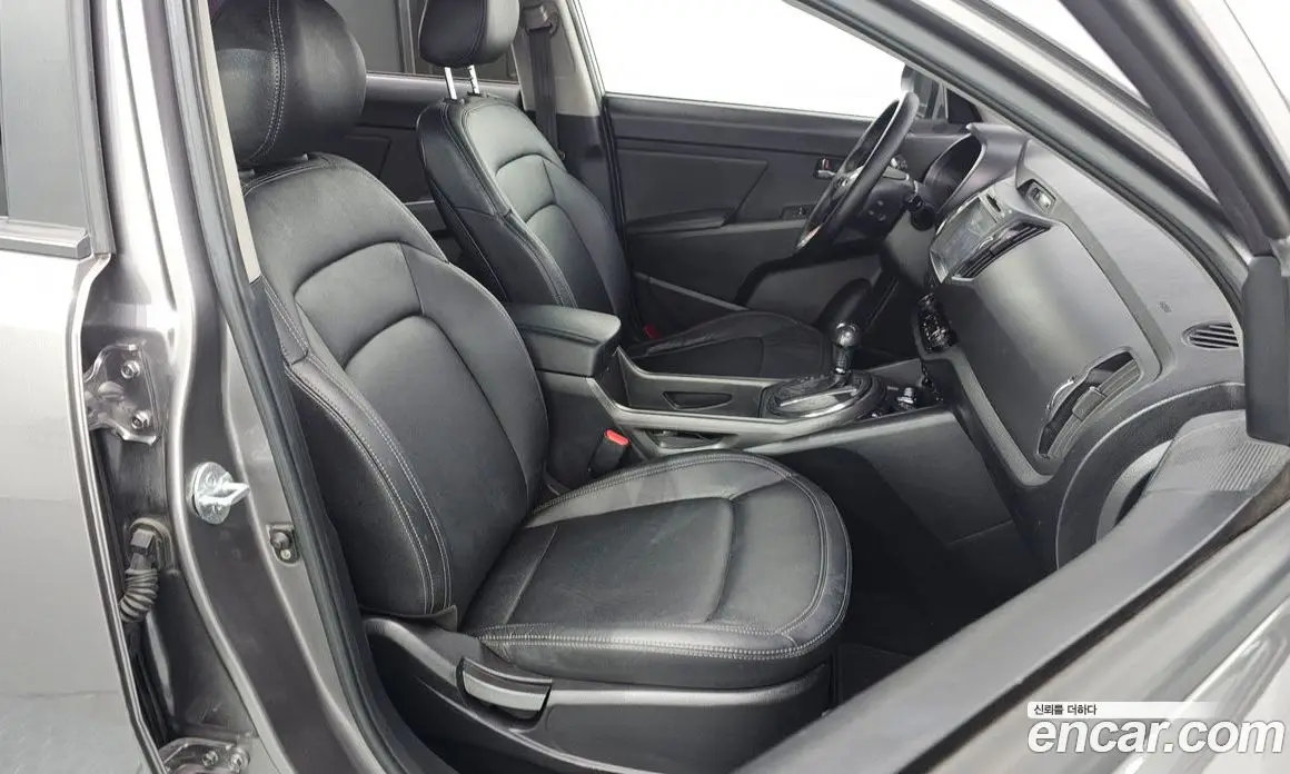 Kia Sportage 2013 2.0 автомат (гидро), фото 10