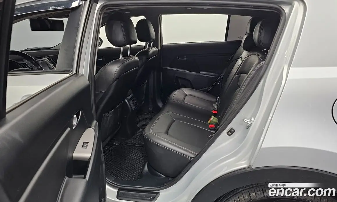 Kia Sportage 2014 2.0 автомат (гидро), фото 12 Kia Sportage 2014 2.0 автомат (гидро), фото 12