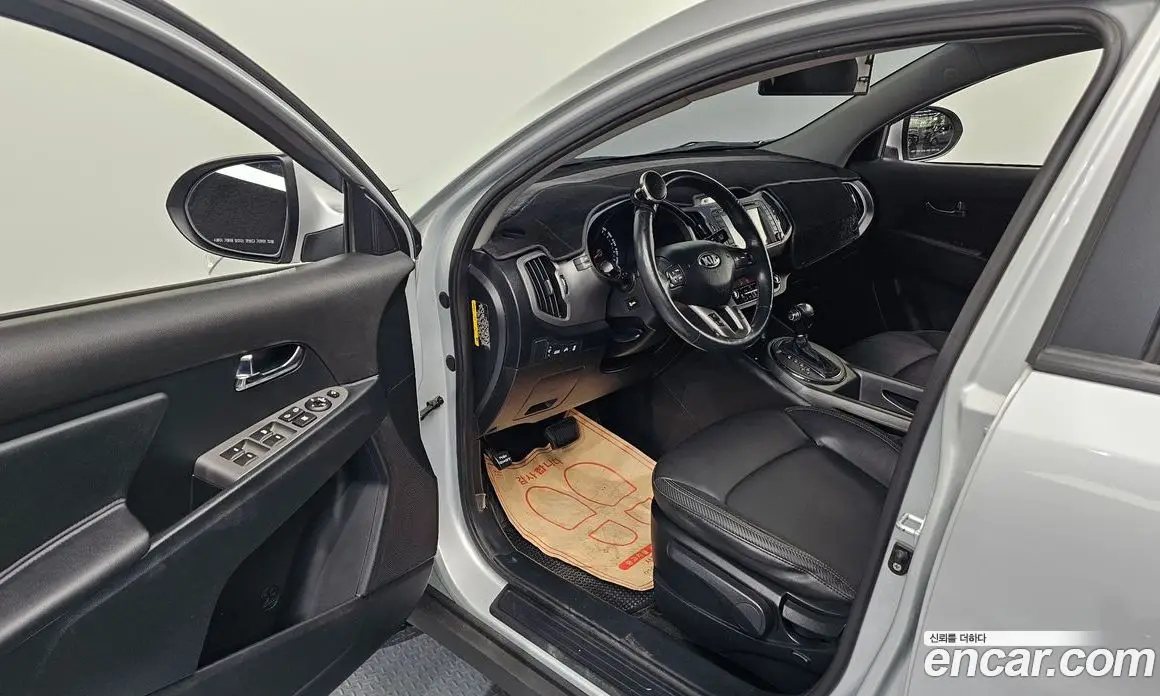 Kia Sportage 2014 2.0 автомат (гидро), фото 10 Kia Sportage 2014 2.0 автомат (гидро), фото 10