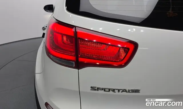 Kia Sportage 2014 2.0 автомат (гидро), миниатюра 8