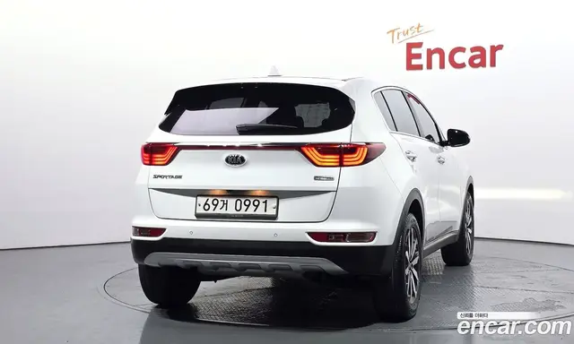 Kia Sportage 2015 1.7 автомат (гидро), миниатюра 4