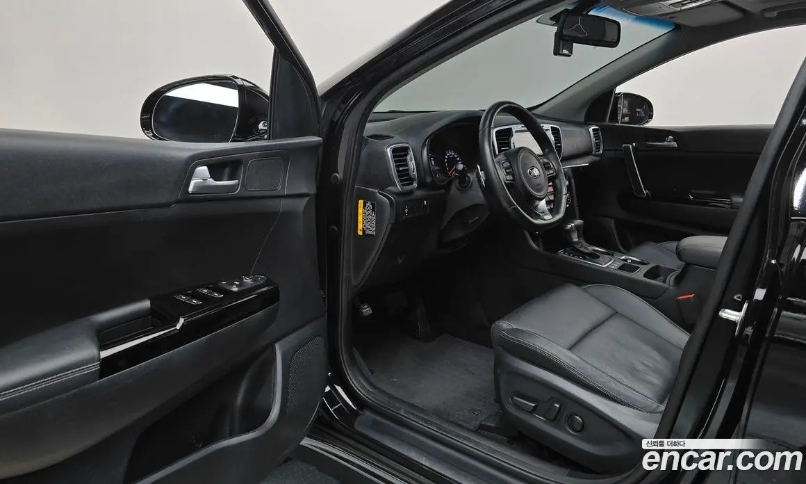 Kia Sportage 2016 2.0 автомат (гидро), фото 13