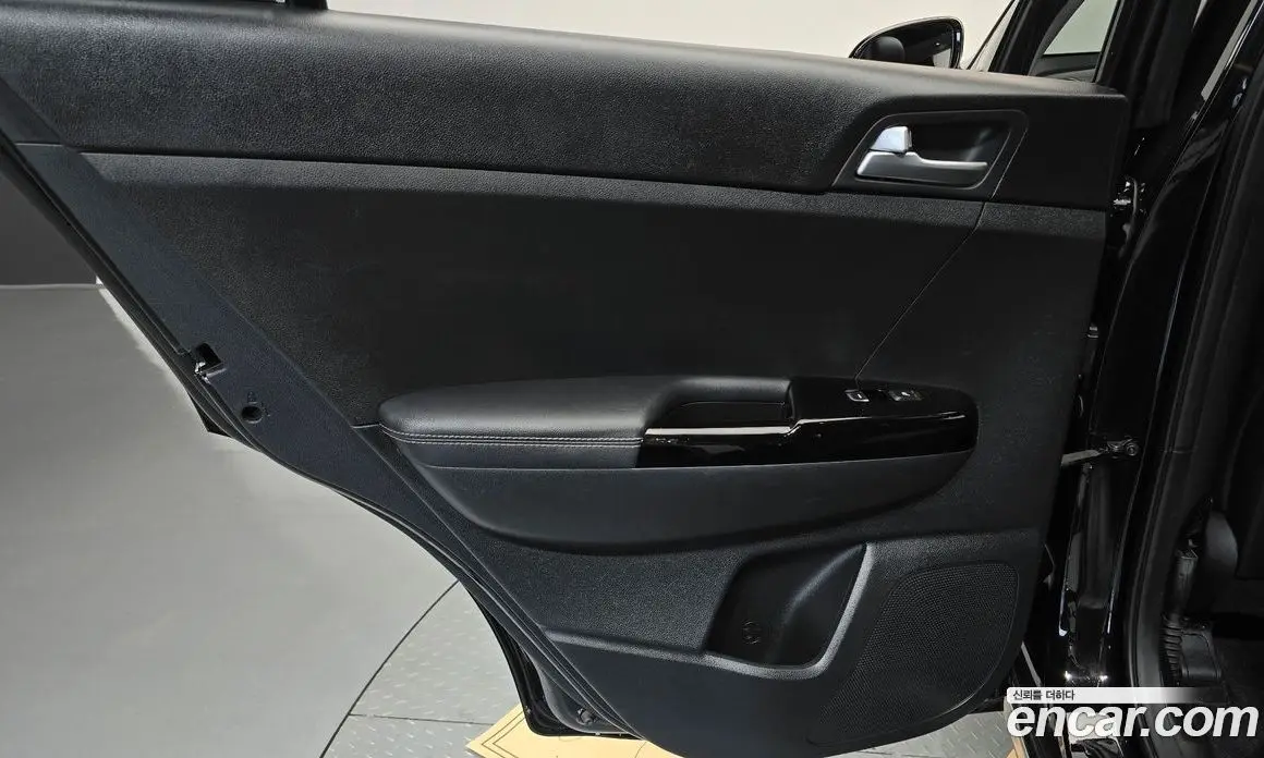 Kia Sportage 2016 2.0 автомат (гидро), фото 15