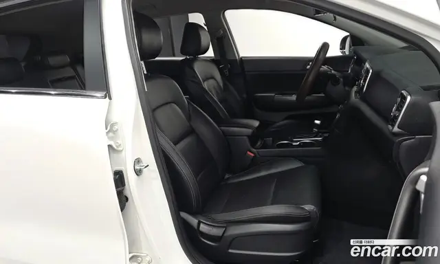 Kia Sportage 2016 2.0 автомат (гидро), миниатюра 11