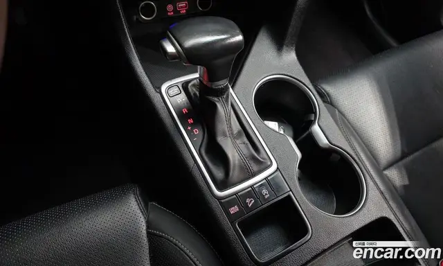 Kia Sportage 2016 2.0 автомат (гидро), миниатюра 9