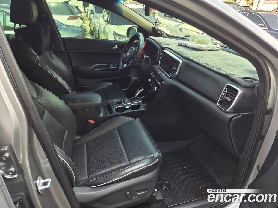 Kia Sportage 2018 2.0 автомат (гидро), фото 11
