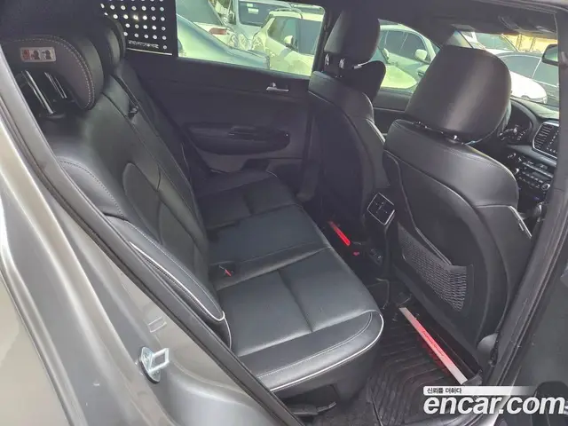 Kia Sportage 2018 2.0 автомат (гидро), миниатюра 12