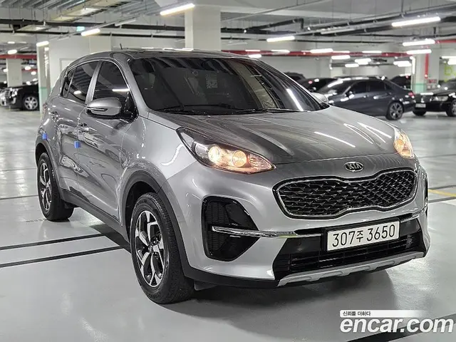 Kia Sportage 2019 2.0 автомат (гидро), миниатюра 3