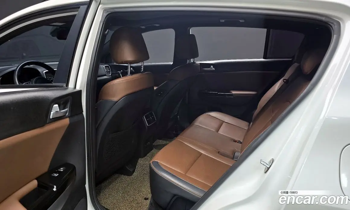 Kia Sportage 2019 2.0 автомат (гидро), фото 11