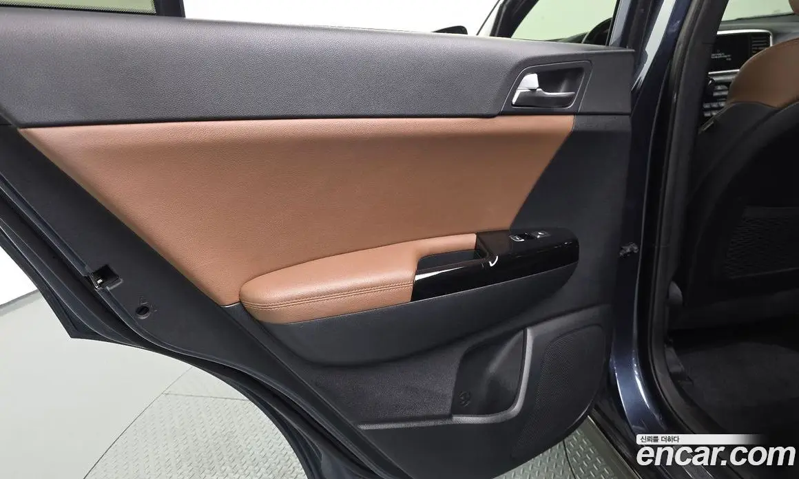 Kia Sportage 2019 2.0 автомат (гидро), фото 15 Kia Sportage 2019 2.0 автомат (гидро), фото 15