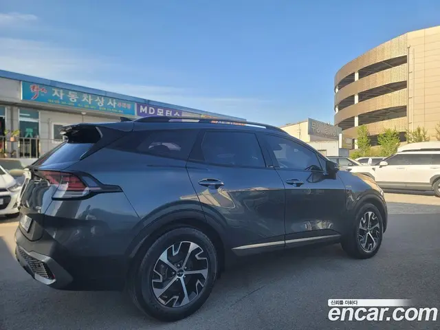 Kia Sportage 2022 1.6 автомат (гидро), миниатюра 4