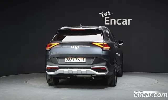 Kia Sportage 2023 2.0 автомат (гидро), миниатюра 4